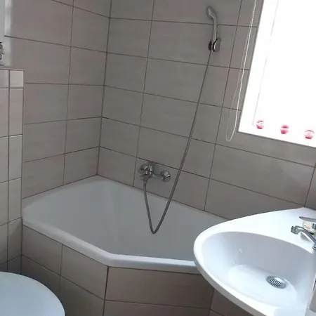 Nefelejcs Nyaraló-vendégház *