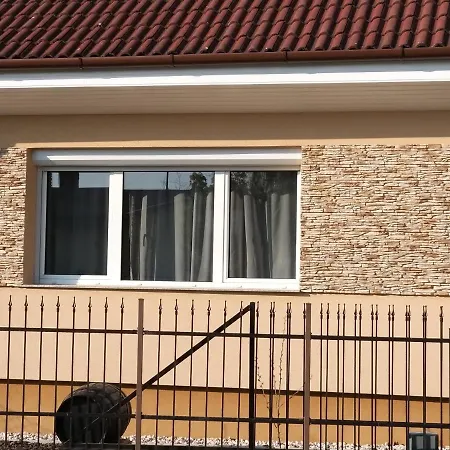 Vakantiehuis Nefelejcs Nyaralo-vendeghaz Dunasziget