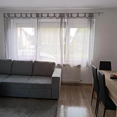 Nefelejcs Nyaraló-vendégház * Dunasziget